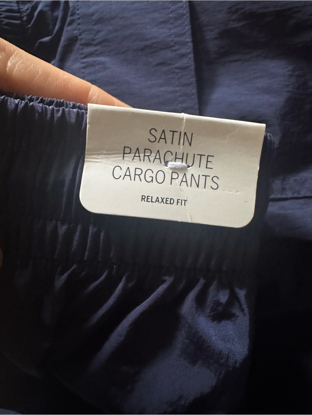 PINK Victoria's Secret Navy Wide-Leg Cargo Pants. - Picture 5 of 8